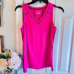 Price⬇️ NWOT Tek Gear Sport Tank